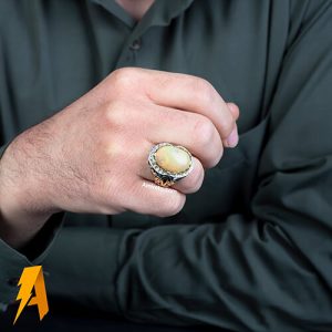 انگشتر اپال معدنی سفید مخراج الماس معدنی کد۷۵۷۷