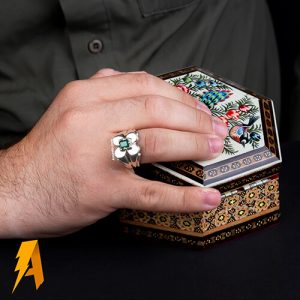 انگشتر دستساز نقره زمرد معدنی اسپرت کد ۵۹۲۳