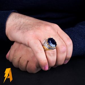 انگشتر یاقوت کبود معدنی دست ساز نقره مخراج الماس طبیعی کد ۴۵۱۸