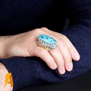 انگشتر دستساز نقره فیروزه نیشابوری با مخراج الماس طبیعی افریقایی کد ۳۹۸۳