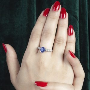 انگشتر زنانه نقره یاقوت کبود کد ۱۱۱۶۵