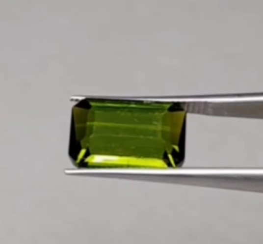 نگین تورمالین