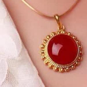 گردنبند زنانه عقیق یمنی سرخ دستساز با آبکاری طلایی کد ۱۱۴۵۰