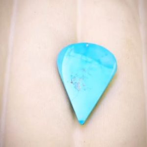 نگین فیروزه نیشابوری طبیعی اشکی کد ۱۱۴۲۴