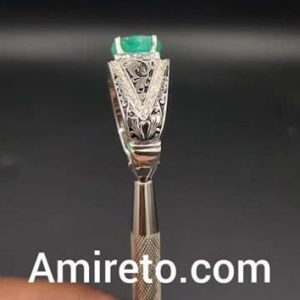انگشتر نقره مردانه دست‌ساز زمرد زامبیا آفریقایی کد ۱۱۴۱۲