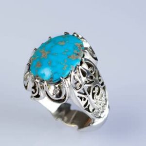 انگشتر مردانه اسپرت فیروزه نیشابوری و مزین به مخراج الماس های طبیعی آفریقایی کد ۱۱۴۳۶