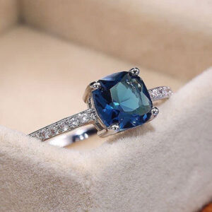 انگشتر زنانه توپاز آبی کد ۱۱۴۵۵