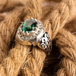 انگشتر توپاز سبز و مخراج الماس طبیعی کد ۱۱۵۱۸