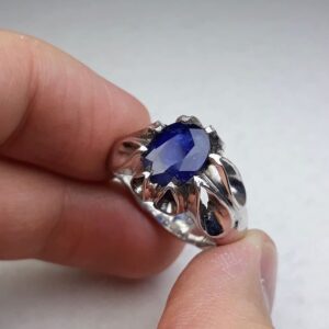 انگشتر یاقوت کبود نقره مردانه دست ساز  کد ۱۱۵۸۱