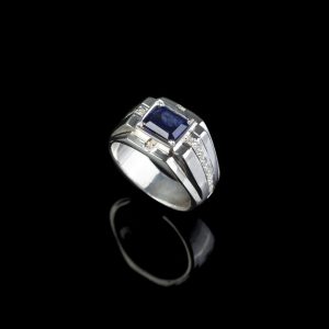 انگشتر یاقوت کبود کد ۱۱۷۲۰