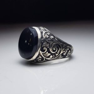 انگشتر عقیق مشکی کد ۱۱۸۴۷