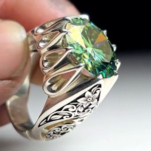 انگشتر موزانایت سبز کد ۱۱۸۶۳