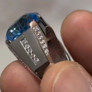 انگشتر توپاز آبی مردانه کد ۱۱۹۱۶