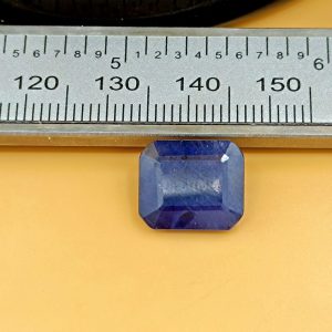 نگین یاقوت کبود طبیعی کد ۱۲۰۴۸