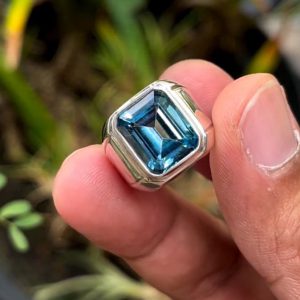 انگشتر توپاز آبی مردانه کد ۱۱۹۵۸