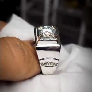 انگشتر موزانایت مردانه کد ۱۲۱۱۰